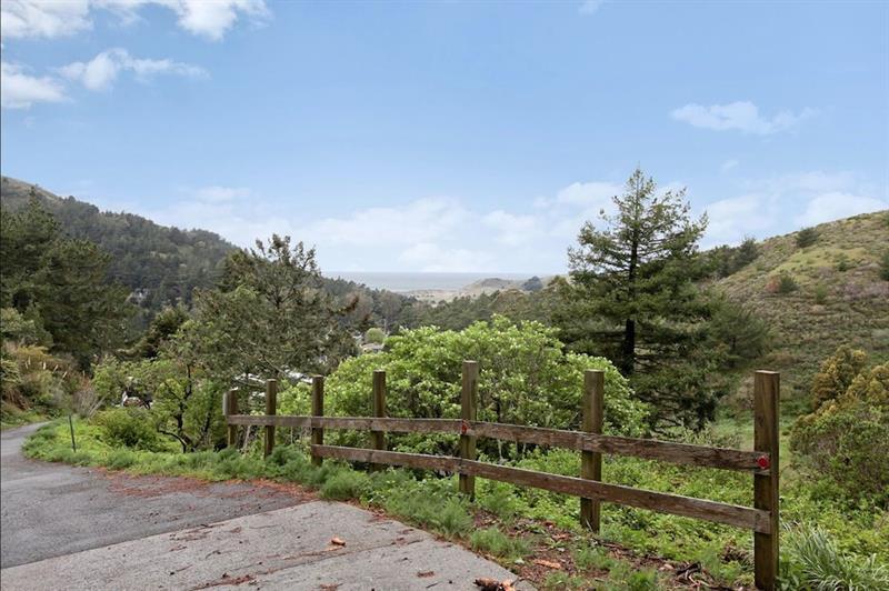 @ Marbella Lane Coastline Views, Family Friendly * Pacifica